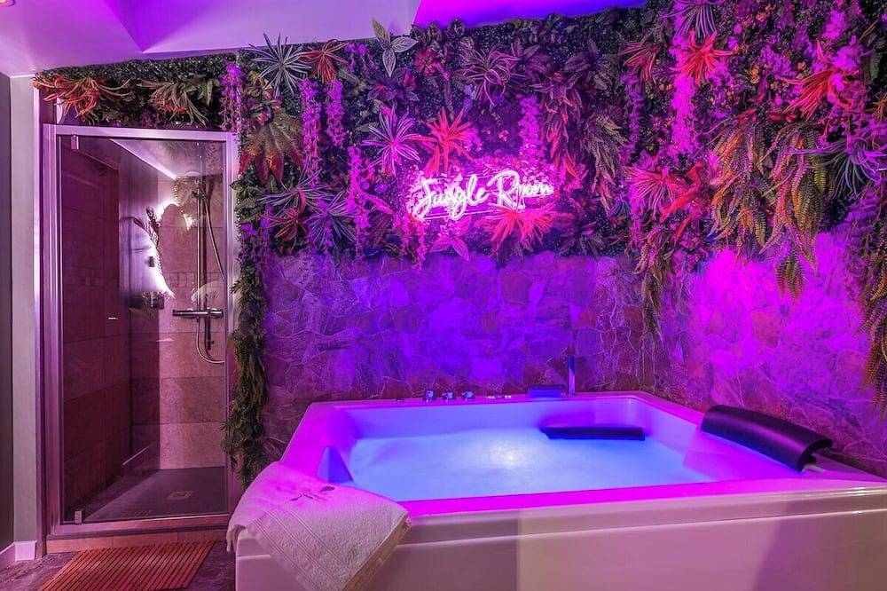 Apartamento entero, Suite Jungle & Spa - Romantic escape in La Flèche, Sarthe