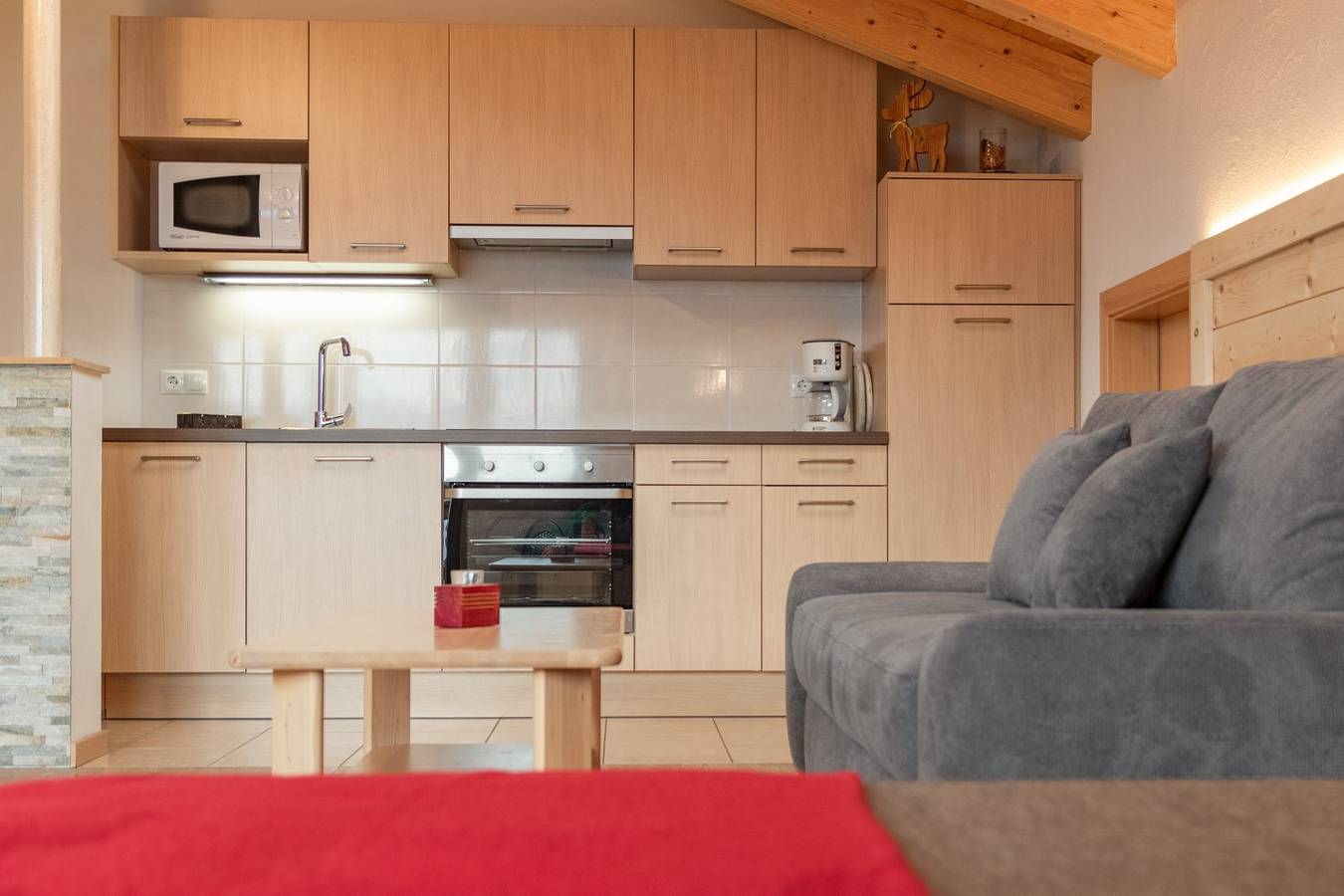Ganze Wohnung, Ferienwohnung 'Panorama' mit Bergblick, Gemeinschaftsgarten und Wi-Fi in Gravetsch, Villanders