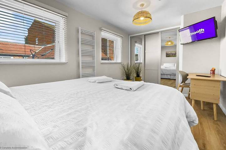 Whitsun 1.5 -  an apartment that sleeps 4 guests  in 2 bedrooms in Gosport, Hampshire