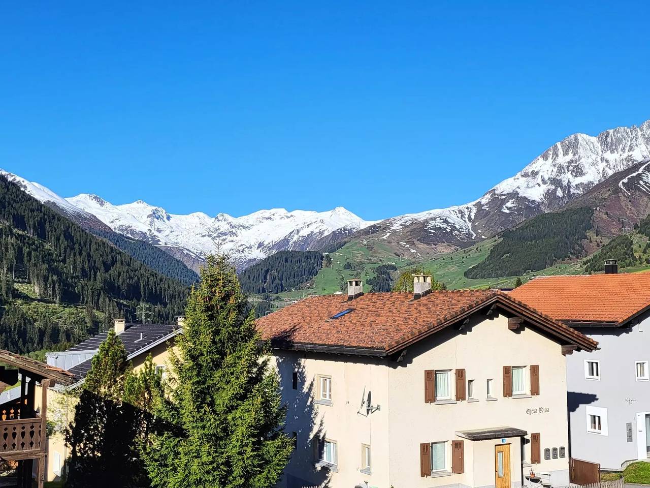 Ganze Wohnung, 4 Zimmer 4 Personen in Sedrun, Tujetsch