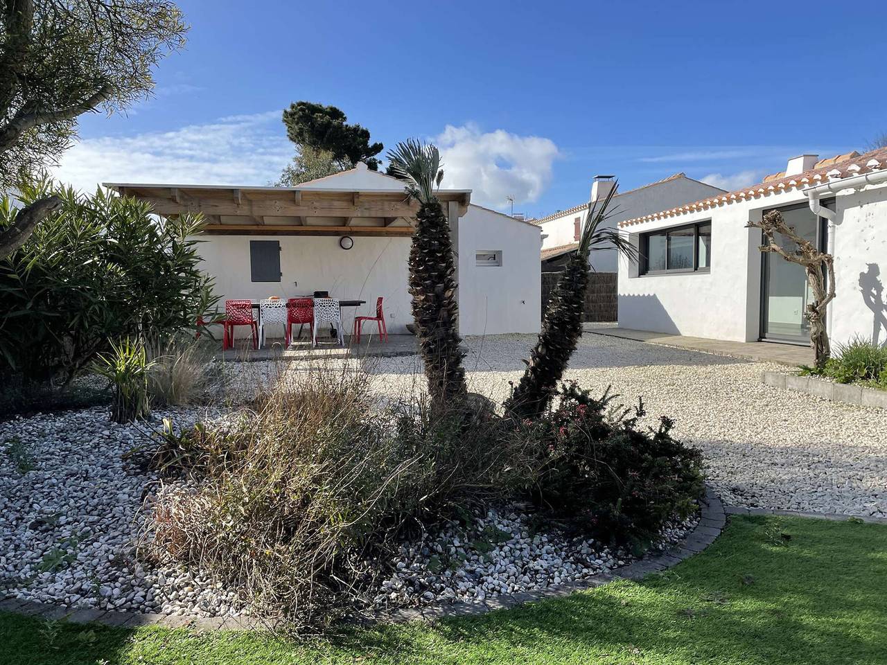 Maison en bord de mer à Noirmoutier : 3 chambres, jardin clos, internet, parking, plage à 250m in Noirmoutier-en-l'Île, Noirmoutier