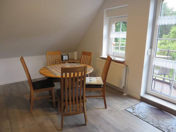 Entire apartment, Holiday apartment for 7 people with balcony in Aurich, Landkreis Aurich