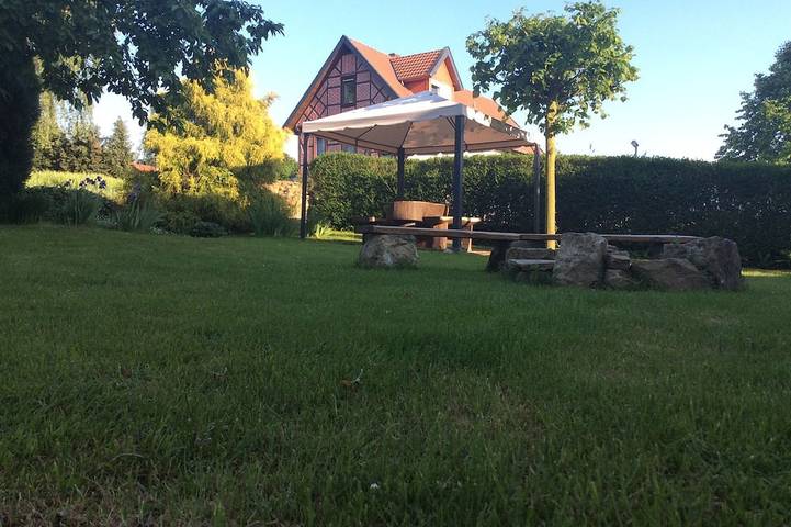 Ferienwohnung für 7 Personen, mit Garten - 1