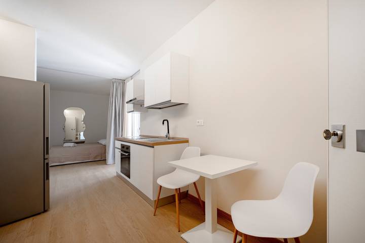 Entire apartment, 1-Bedroom Apartment with Balcony and City Views in Lama Monachile (Polignano a Mare), Polignano a Mare