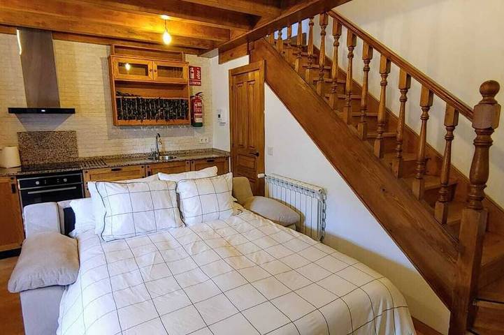Charming rural house Casa Zalo for 2-4 people in Mestas de Con in Cangas de Onís, Asturias Province