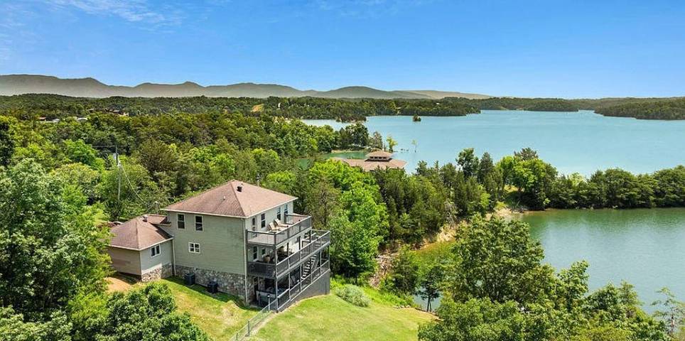 Vacation home for 11 people, with terrace in Tennessee