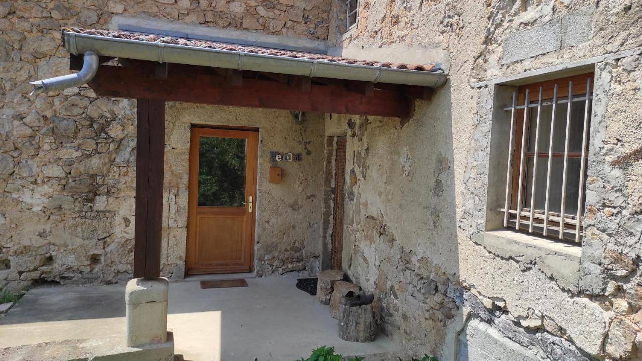 Ancienne ferme tranquille en Haute Ardèche in Étables, Région de Tournon-sur-Rhône
