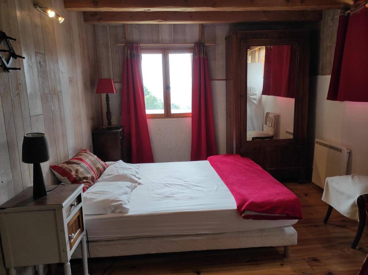 Triple Room with Mountain View in Billière (Haute-Garonne), Pyrénées
