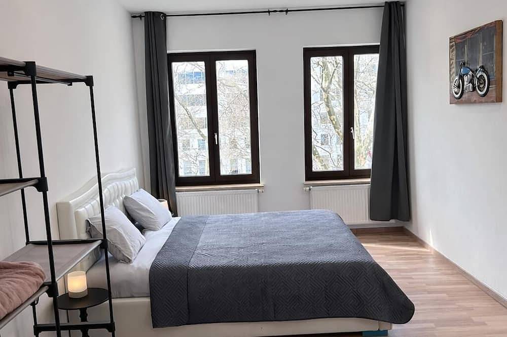 Appartement entier, Midi 3 - 5 Minutes gare du midi in Bruxelles, Région de Bruxelles
