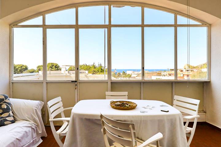 Casa vacanza per 8 persone, con Balcone e Terrazza nonché Giardino e Panorama a Sannicola