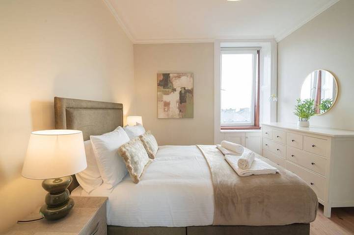 Modern Apartment in Central Greenock in Inverclyde