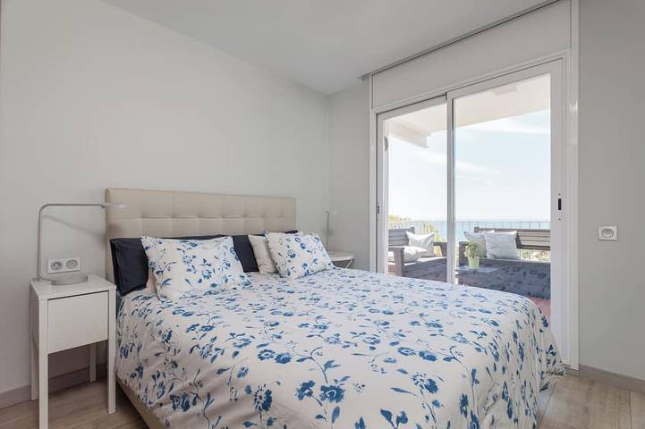 Holiday rental for 4 people, with garden in Castelldefels