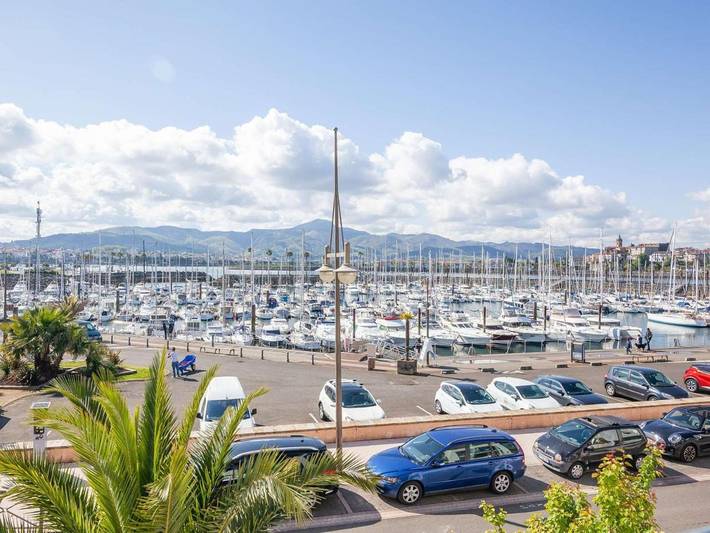 Gîte pour 4 personnes, avec terrasse et piscine dans Thalassotherapie Serge Blanco Hendaye - 2