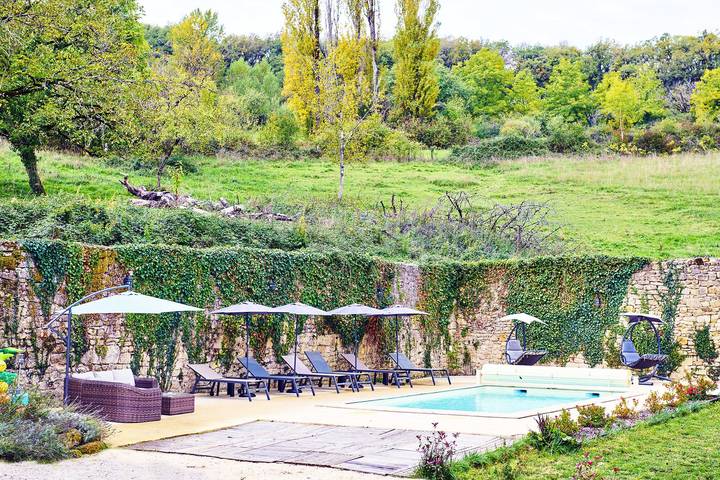 Gîte pour 8 personnes, avec piscine et jacuzzi à Terrasson-Lavilledieu - 4