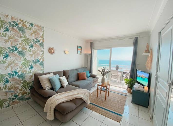 Gîte pour 4 personnes, avec vue et terrasse dans Casino Du Canet En Rousillon - 2