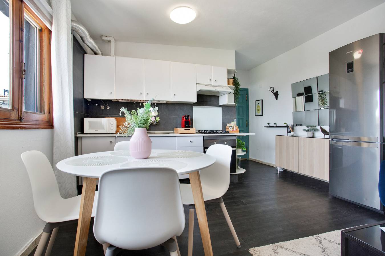 Entire apartment, Vacation Apartment 'Acogedor En La Laguna' with Shared Terrace, Wi-Fi and Air Conditioning in MacKay (Canary Islands), San Cristóbal de La Laguna