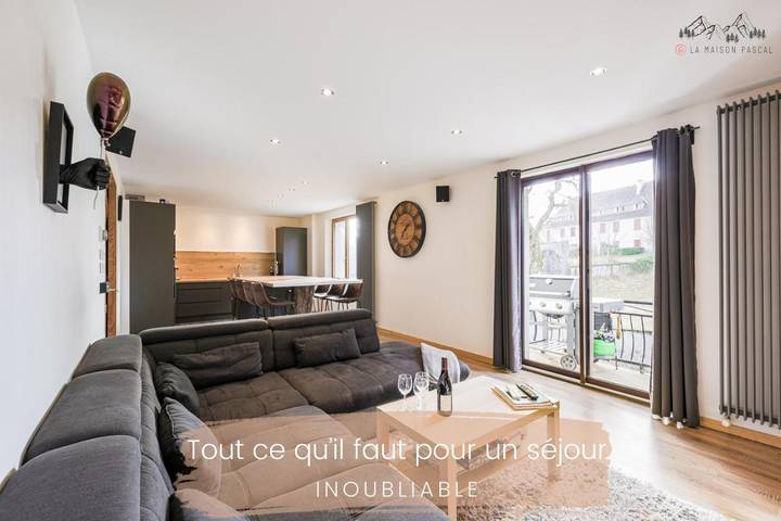 Gîte pour 8 personnes, avec balcon et vue dans Clelles