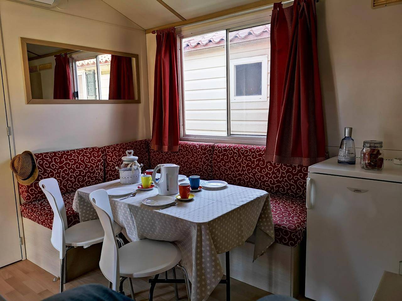 Feriendorf Le Tamerici Mobilehome Capri für 6 Personen in Cecina (desambiguación), Costa Etrusca