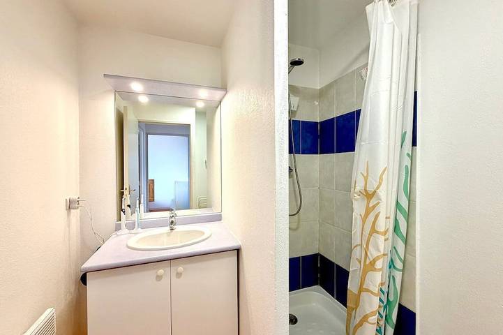Appartement entier, La cachette du mas, 4 pers Piscine à Calvisson in Calvisson, Côte méditerranéenne (France)