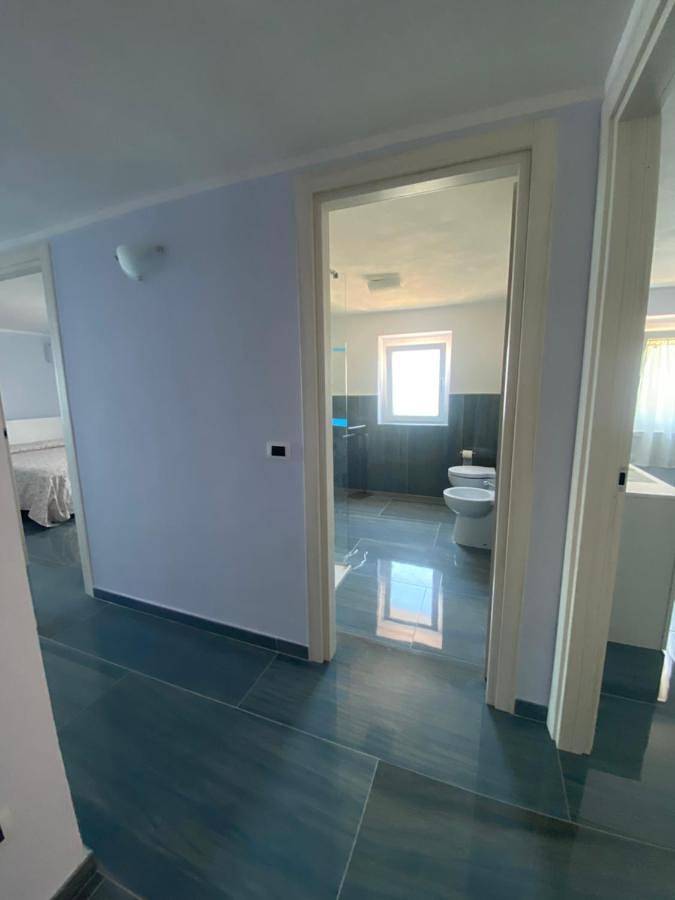 Ferienhaus für 2 Personen, mit Balkon und Terrasse sowie Garten und Ausblick in Marina di Camerota - 3