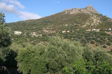 Appartamento per 3 persone, con terrazza e giardino nonché idromassaggio in Corbara