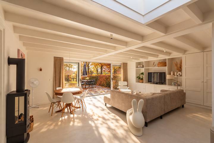 Ferienhaus für 4 Personen, mit Balkon/Terrasse und Terrasse sowie Garten in Sint Maartenszee