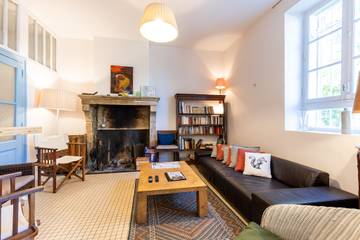 Location De Vacances pour 10 Personnes dans Montagoudin, Gironde, Photo 1