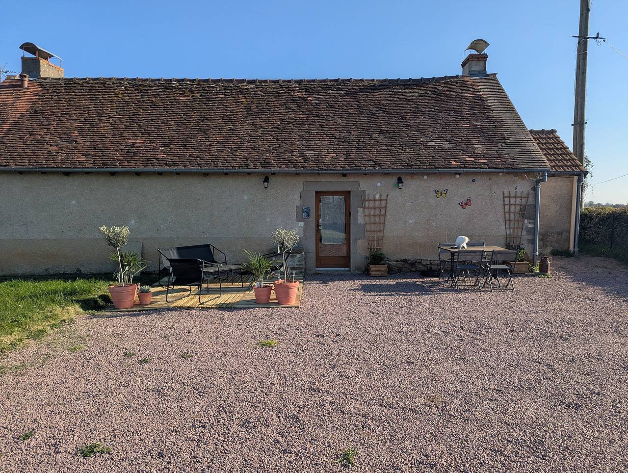 Maison de campagne 'Gîte de la Marquaterie' avec jardin privé et Wi-Fi in Bourbon-l'Archambault, Allier