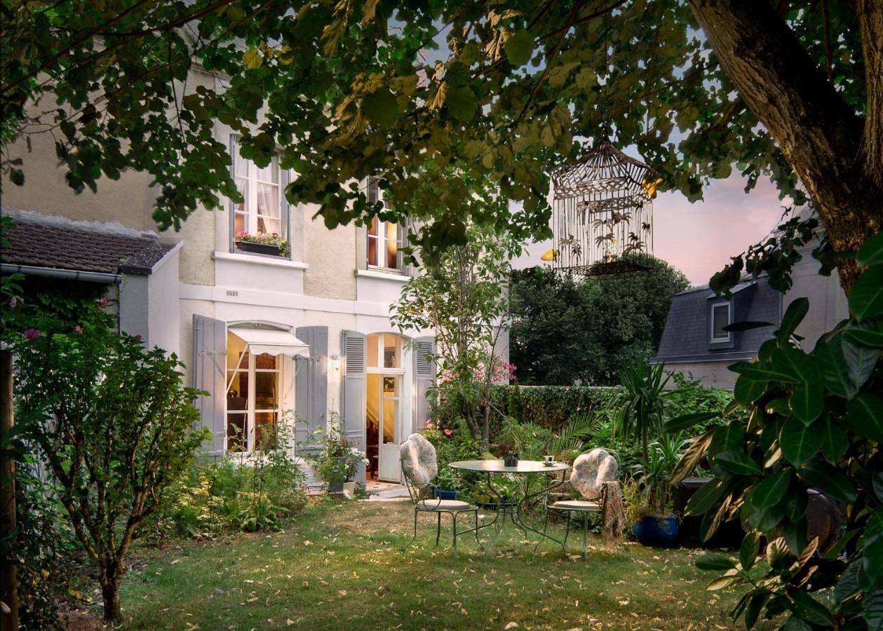Chambre d’hôte pour 2 personnes avec terrasse in Châtellerault, Vienne (France)