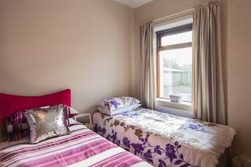 Beach House for 11 People in Iveragh Peninsula, Munster, Photo 1