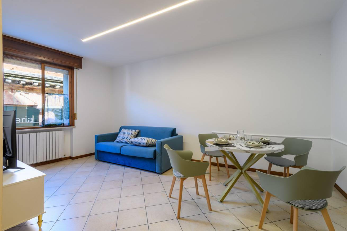 Apartamento entero, Guesthost - A Due Passi Apartment in Pésaro, Valle del Metauro