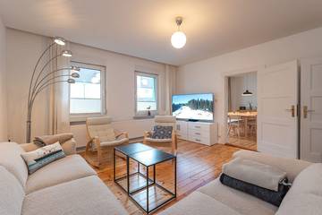 Ferienhaus für 12 Personen, mit Sauna und Terrasse sowie Garten in Koserow