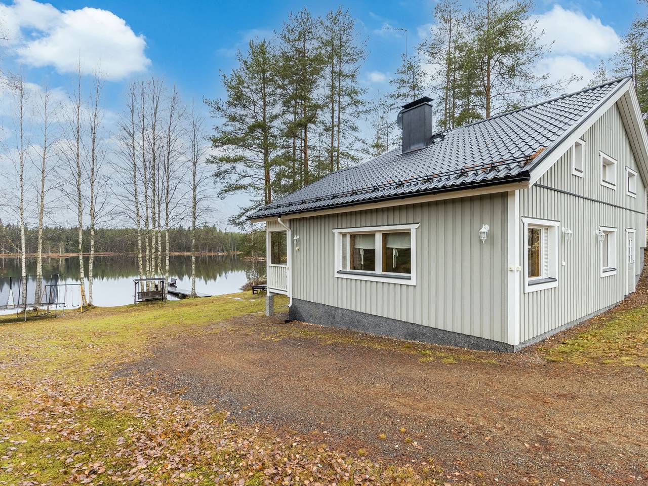 Villa hyppykallio in Juva, Südsavo