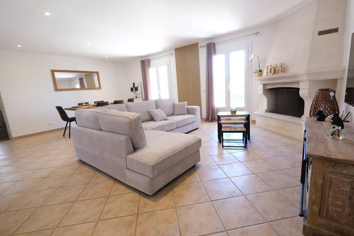 Location de vacances pour 6 personnes, avec jardin à Saint-Rémy-de-Provence - 3
