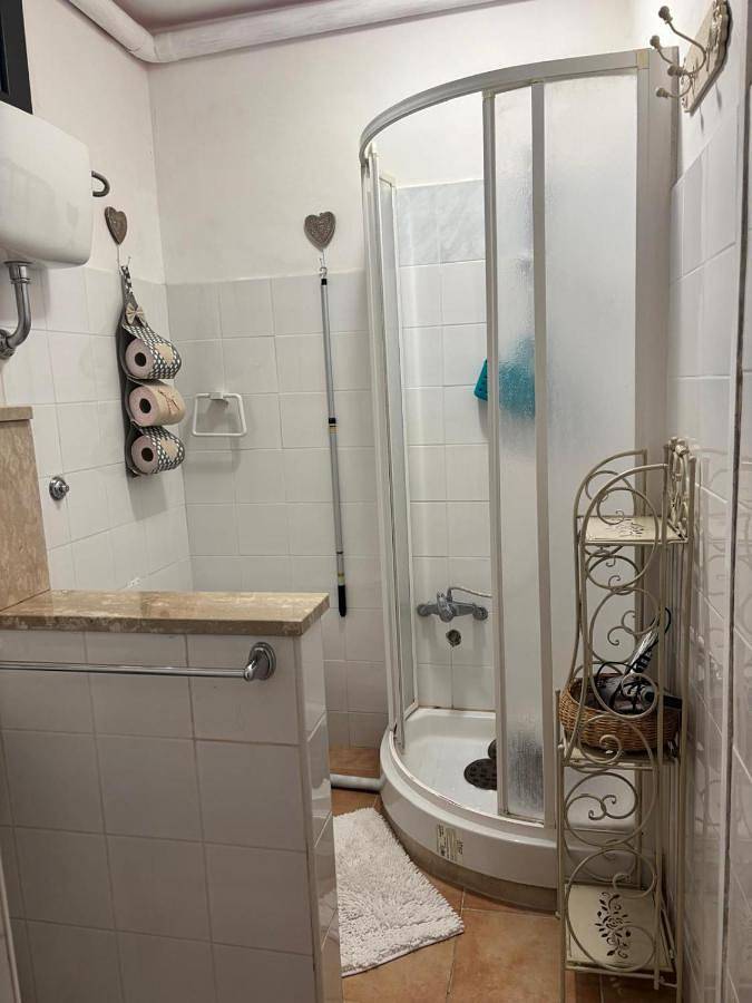 Gîte pour 8 personnes, avec terrasse ainsi que jardin et vue, animaux acceptés à Arpino - 4