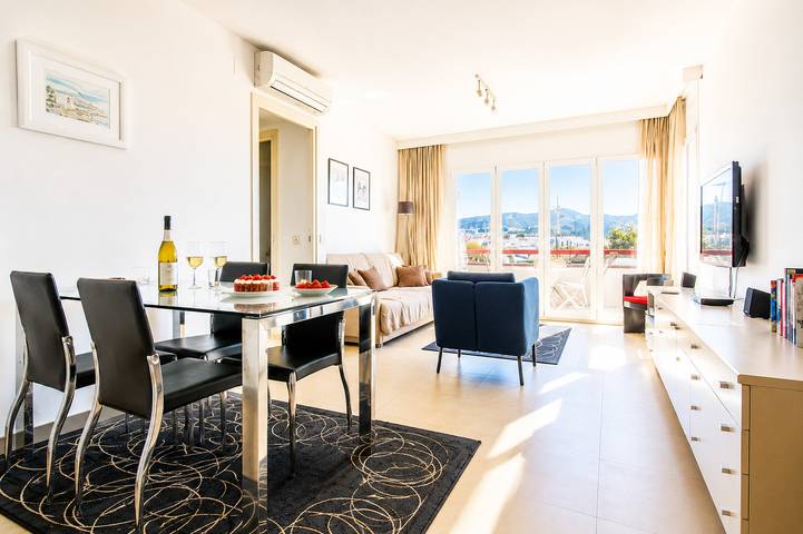 Apartamento entero, Apartamento de vacaciones para 4 personas con balcón in Sitges, Garraf