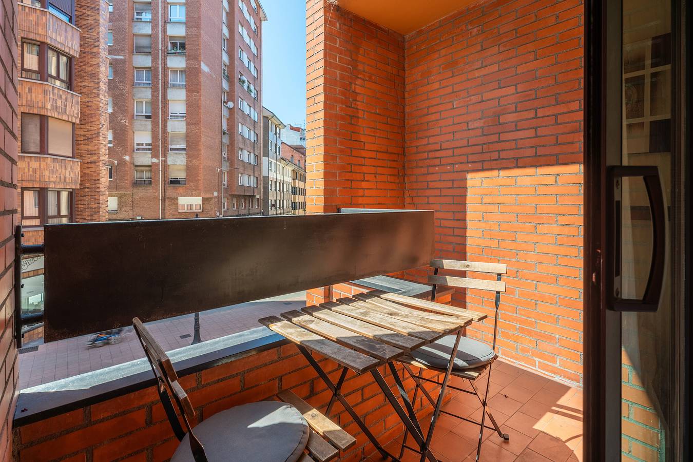 Zimmer 'Gijón' mit privater Terrasse und Wi-Fi in Gijón, Costa Verde (Spanien)