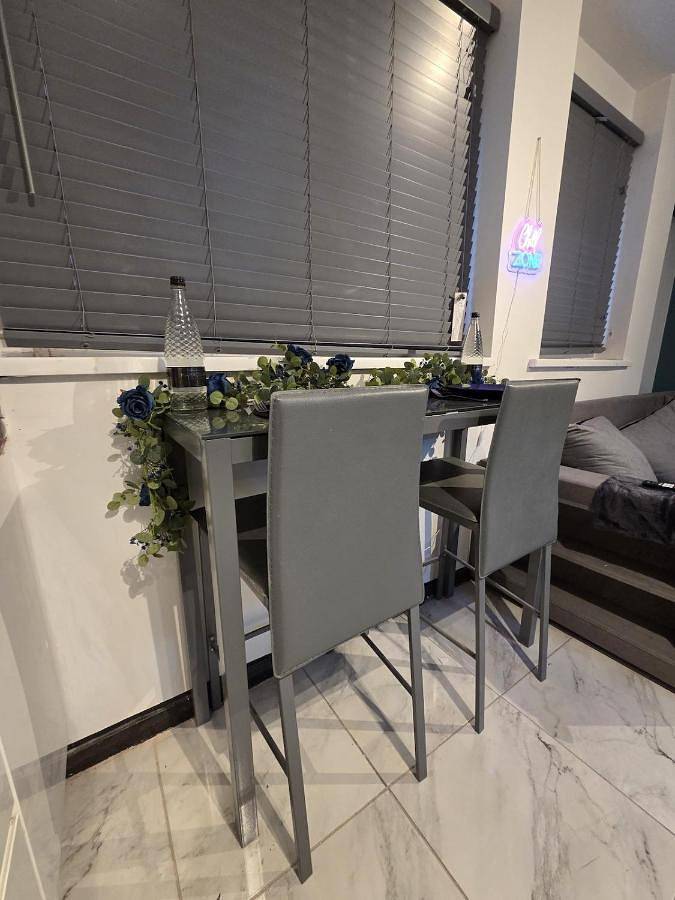 Cały apartament, Modern City Centre Apartment - Balcony & Free Parking in Birmingham, Birmingham i okolice