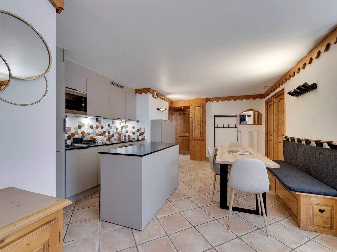 Entire apartment, Duplex Tignes Val Claret, 5 rooms, 8 pers, parking in Tignes, Vanoise National Park