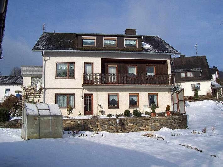 Ferienwohnung für 2 Personen, mit Terrasse in Hallenberg