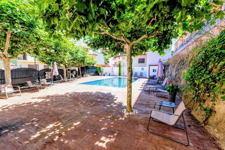 Apartamento para 2 personas, con piscina y vistas, Se admiten mascotas en Cabezuela del Valle