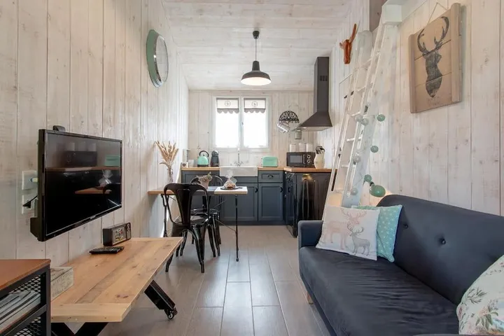 Casa de vacaciones para 3 personas, con vistas y jardín - 1