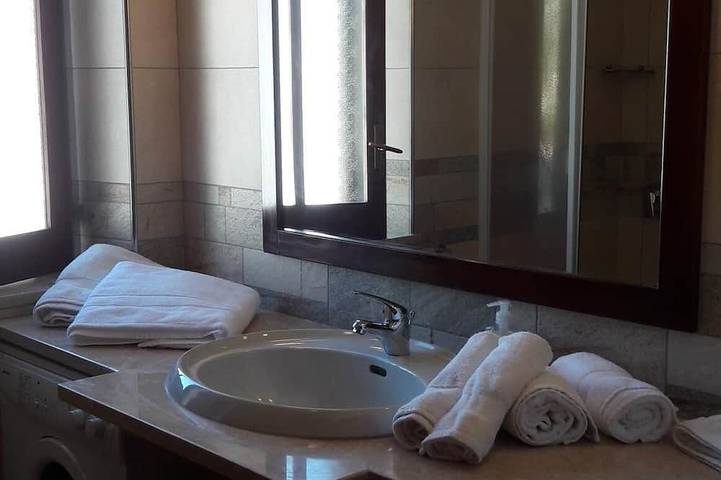 Appartamento intero, Villa esclusiva con accesso alla spiaggia.<br>Villa con terrazza sul mare di S.Vito in Spiaggia Attrezzata per disabili, San Vito Lo Capo