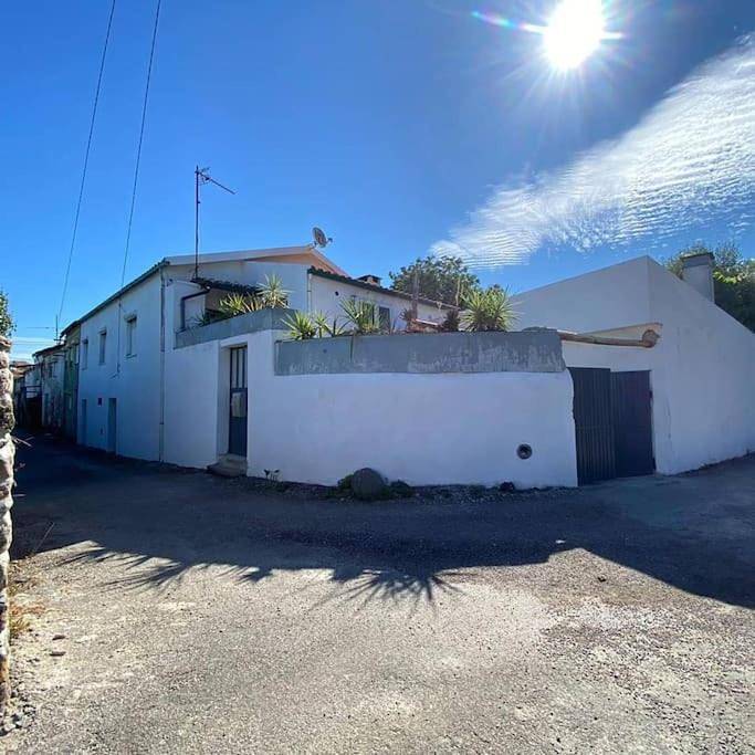 Apartamento de férias para 4 pessoas, com jardim e vista, com animais de estimação em Lousã