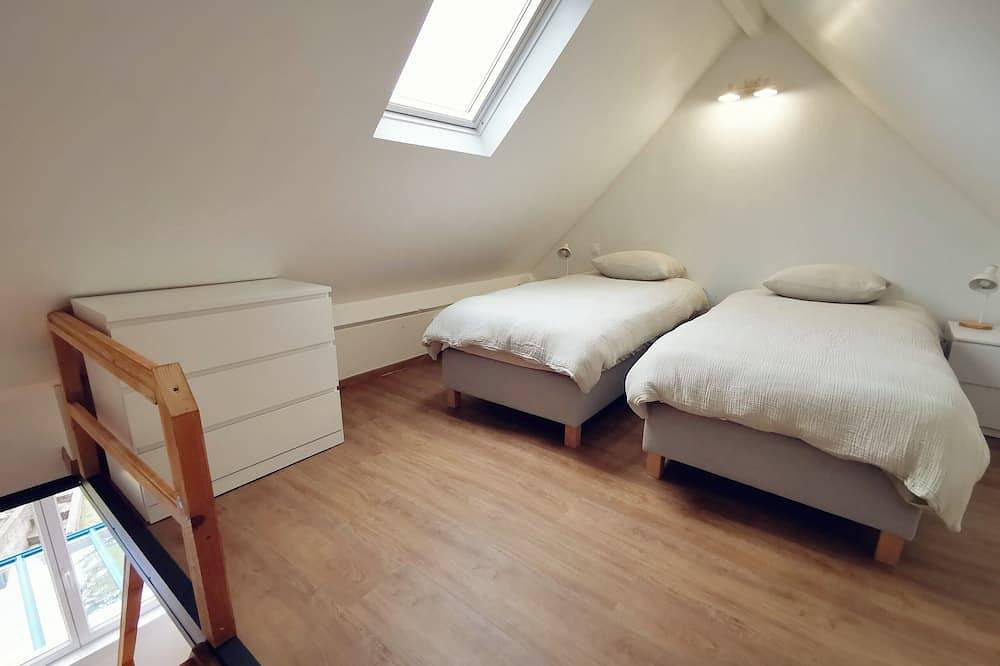 Small townhouse in a quiet neighborhood in Coutances, Coutances y alrededores