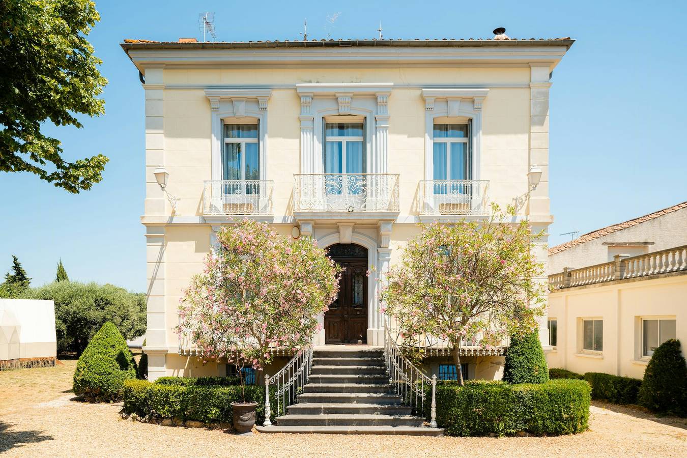 Maison de maître entre vignobles et Canal du Midi in Magalas, Côte méditerranéenne (France)