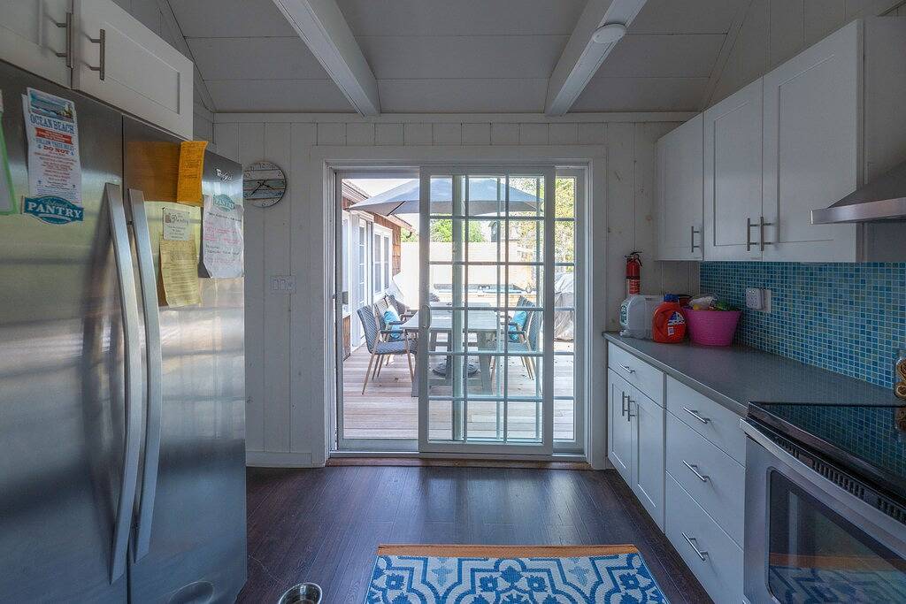 Neuer Pool / Whirlpool in einem ruhigen Außenbereich mit fantastischer Master Suite in Fire Island, Suffolk County