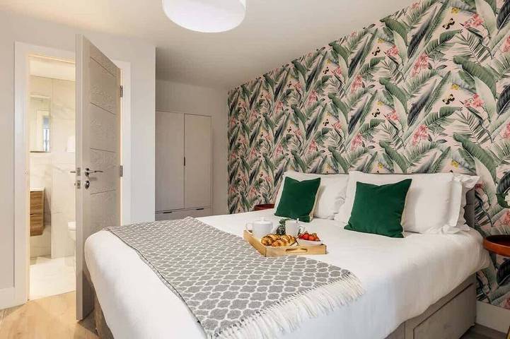Ganze Wohnung, Geräumiges, Schönes 1-Zimmer-Apt; Zentral, WLAN, Parkplatz in Bournemouth, Südwestengland