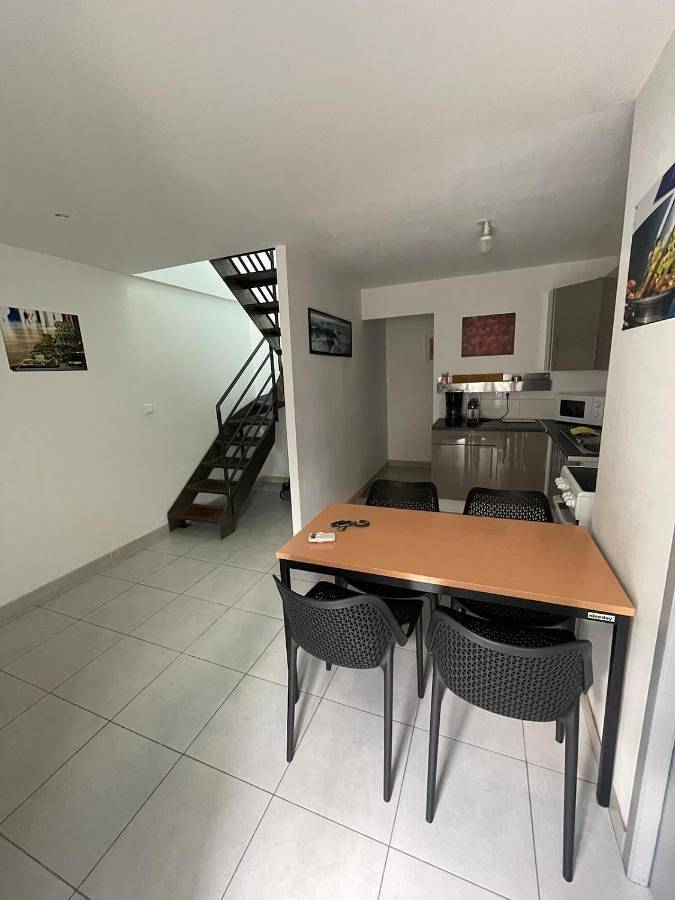 Appartement entier, Two-Bedroom House in La Meignanne, Vallée de la Loire