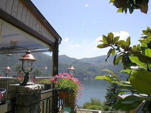 Hotel für 3 Personen, mit Terrasse und Garten sowie Pool und Ausblick